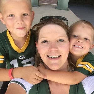 Meet your Posher, Dawn